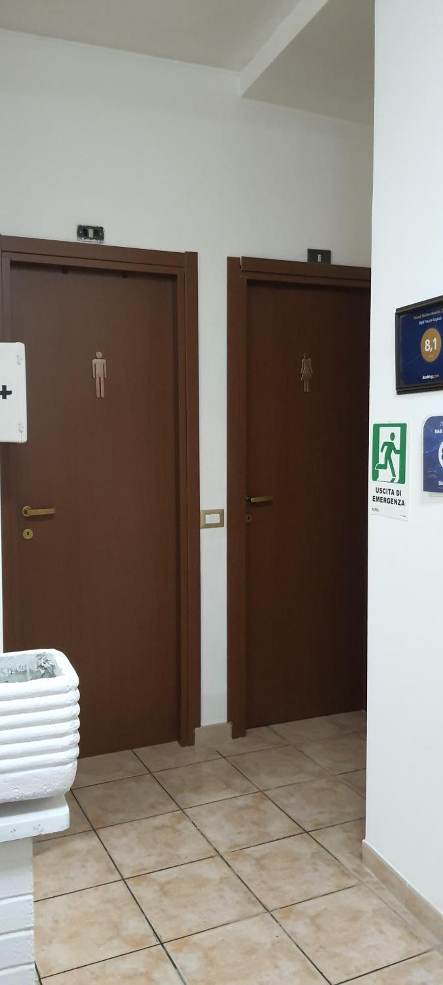 B&B Piazza Ragusa Рим Екстериор снимка