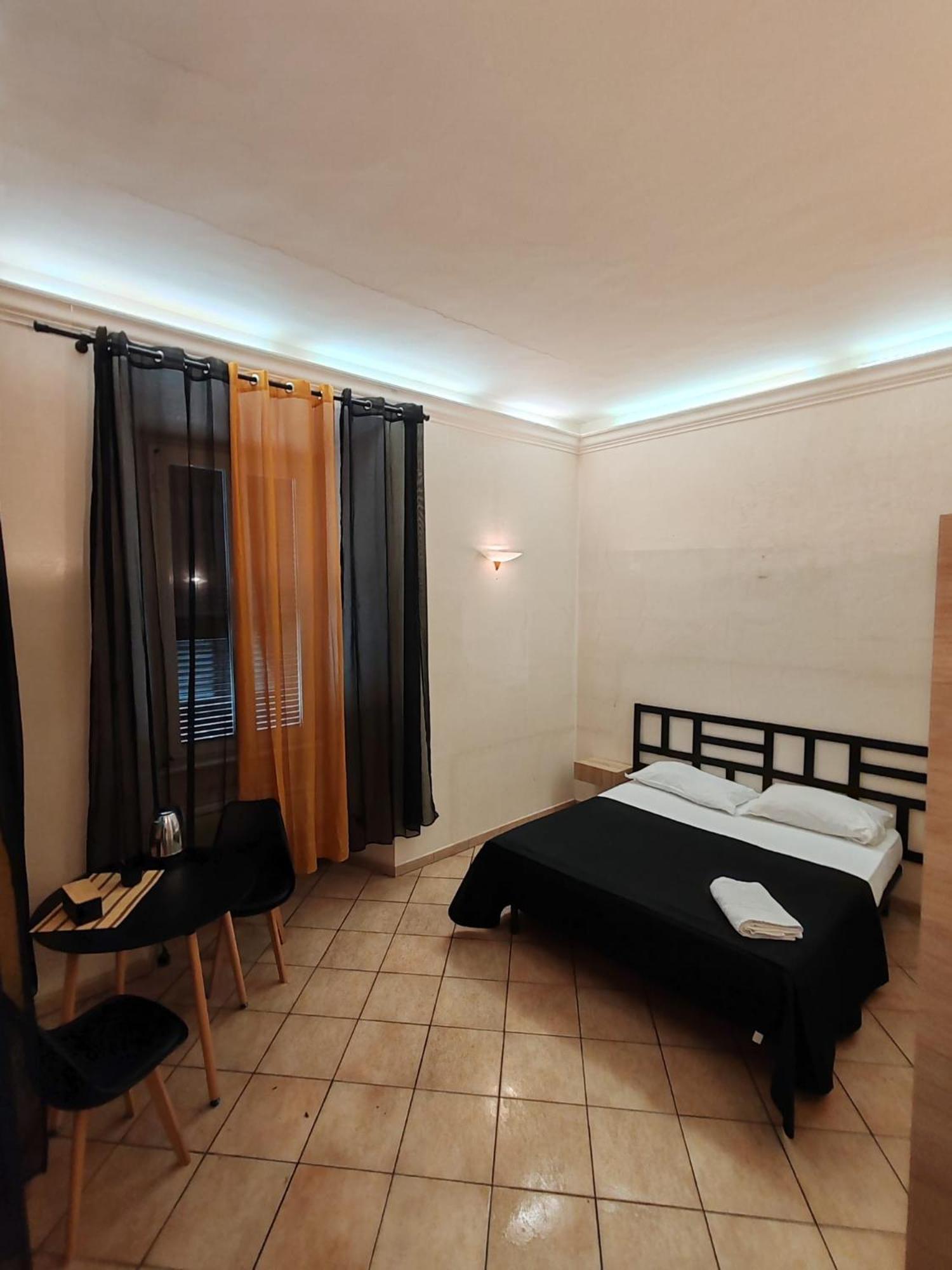 B&B Piazza Ragusa Рим Екстериор снимка
