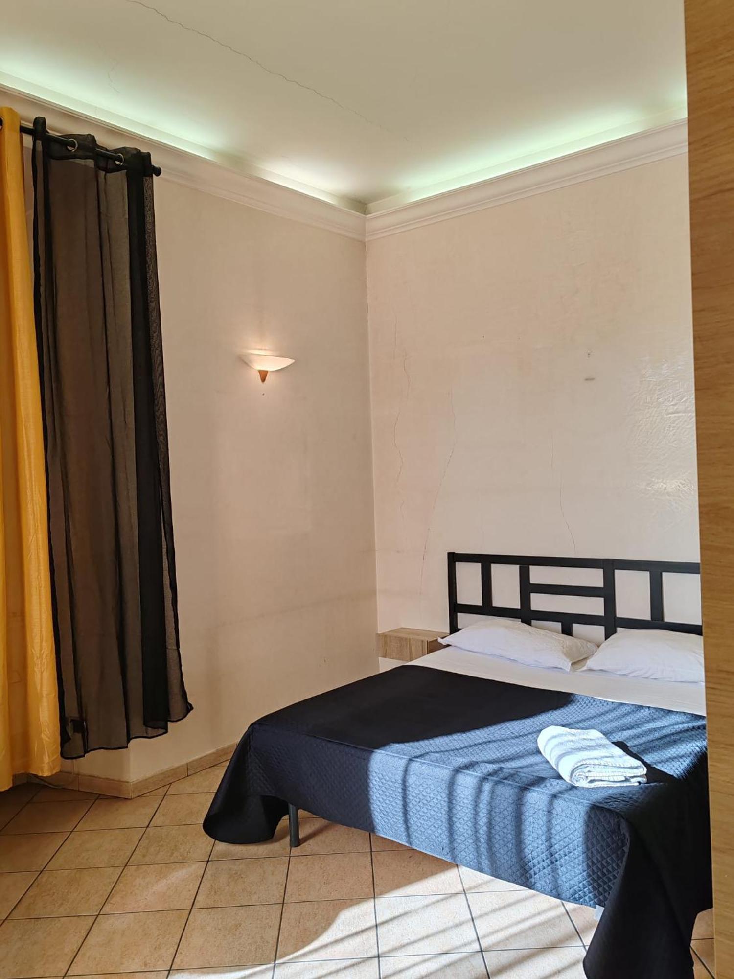 B&B Piazza Ragusa Рим Екстериор снимка