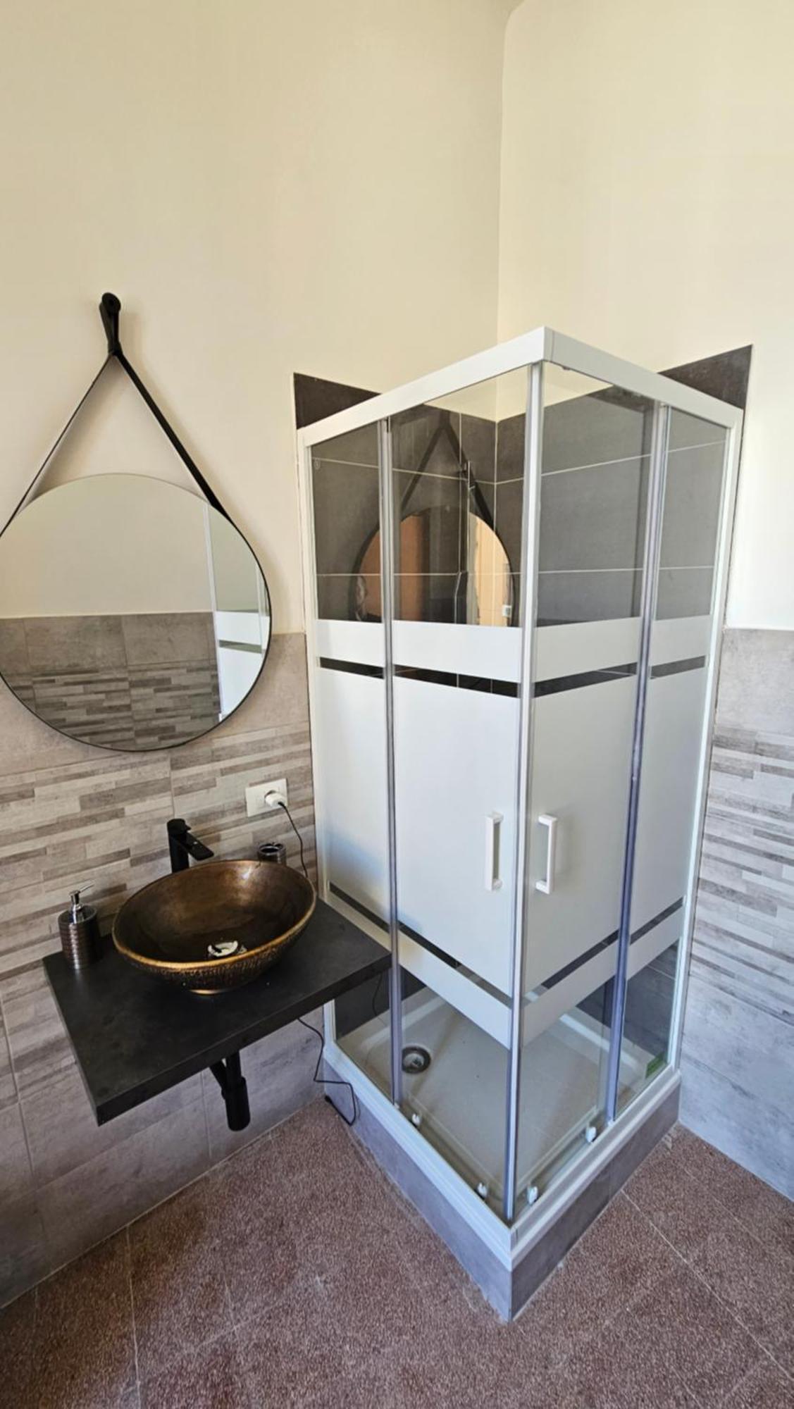 B&B Piazza Ragusa Рим Екстериор снимка